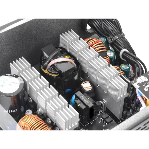 Thermaltake Smart BX1 650W 80 PLUS Bronze ATX Power Supply